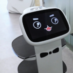 robot-nha-hang-van-chuyen-t8-robot-giao-hang-thong-minh-khosivesinh-com-2